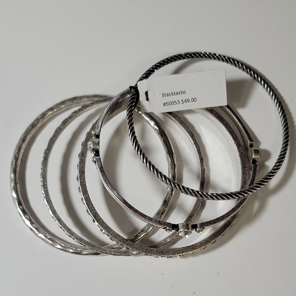 Silver Bangle Bracelet Set - Picture 4 of 6